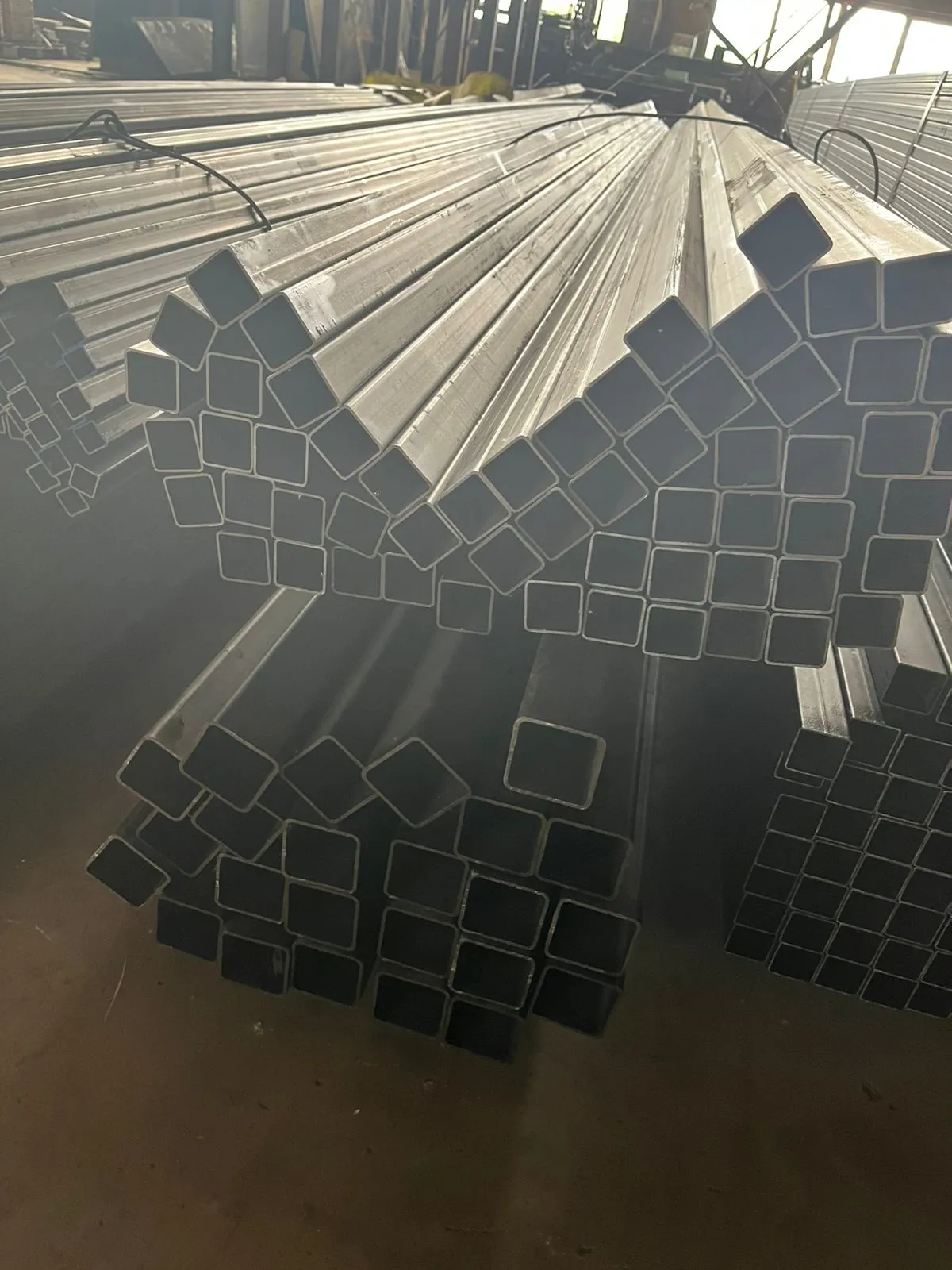 Купить Труба профильная 40х40х2 мм