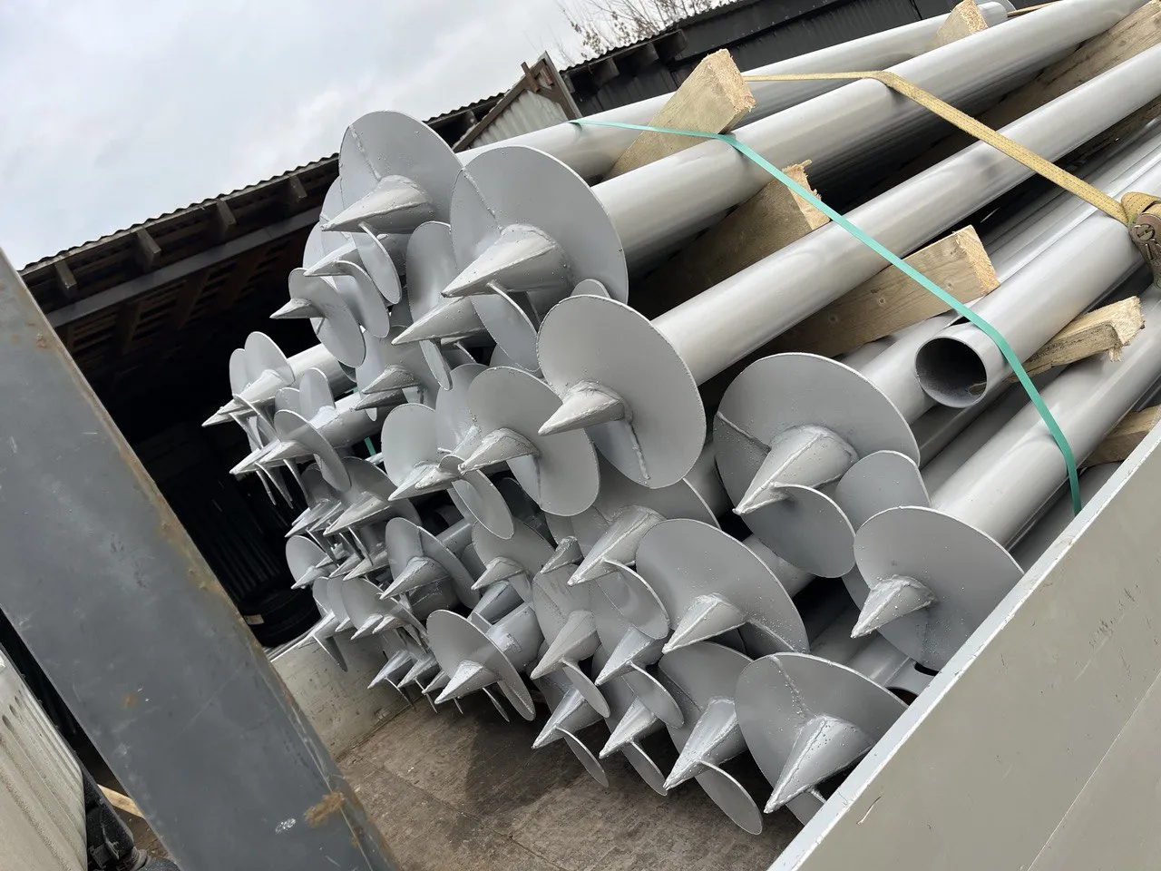 Купить Винтовая свая 76х3х2500 мм