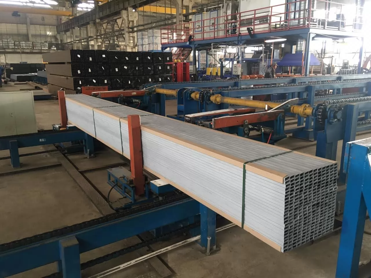 Купить Труба профильная 50х50х1.5 мм