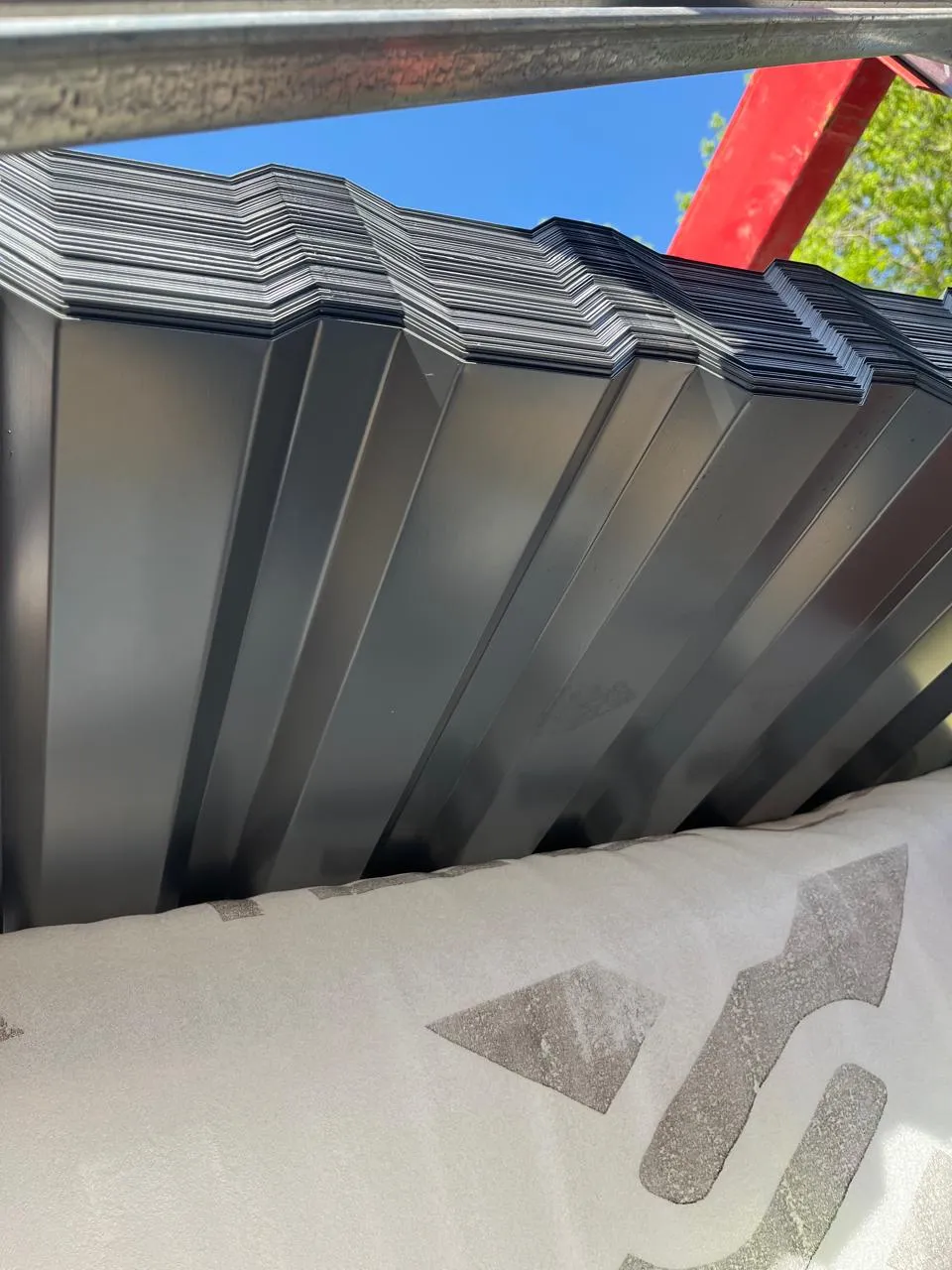 Купить Профнастил С20 0,35 мм Графитовый серый  RAL 7024