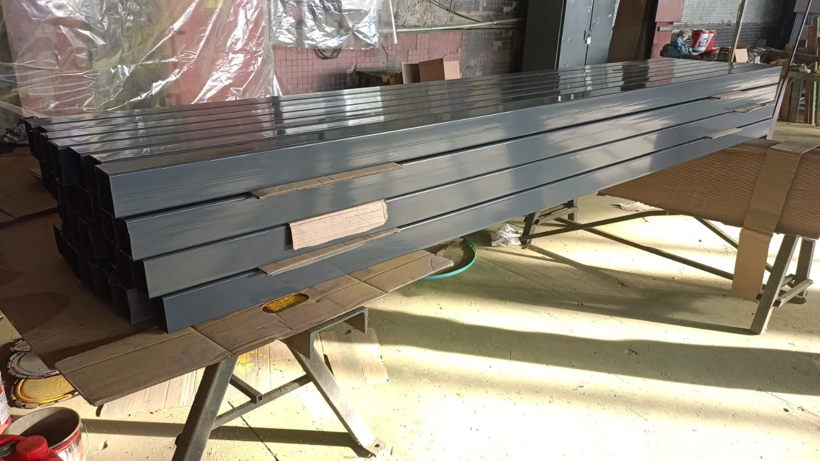 Купить Столб для забора 60х40х2 мм 3 м графитовый серый RAL 7024