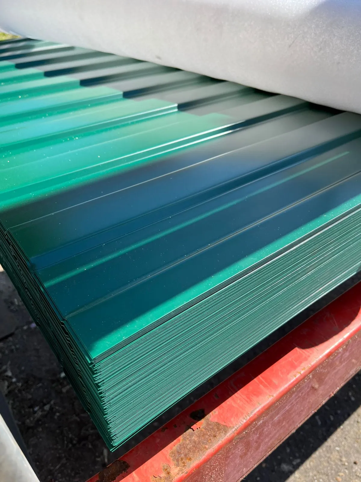 Купить Профнастил С20 0,35 мм Зеленый мох RAL 6005